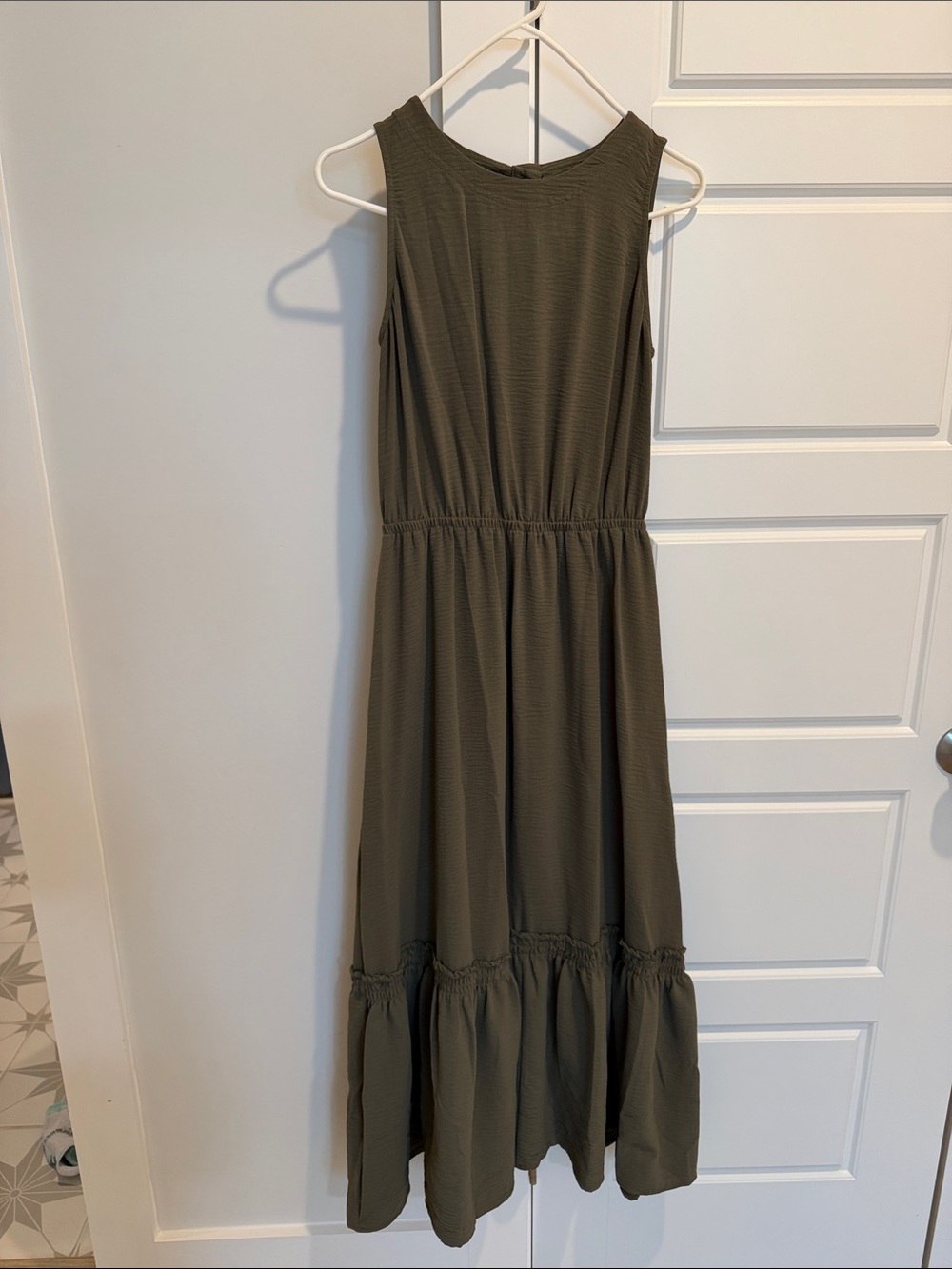 Calvin Klein Olive Green Sleeveless Tiered Maxi Dress